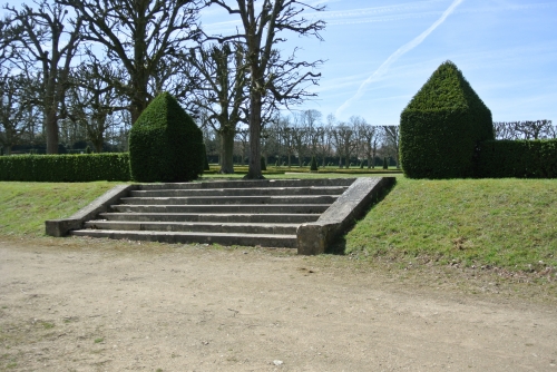 Parc du château de Champs (116).JPG